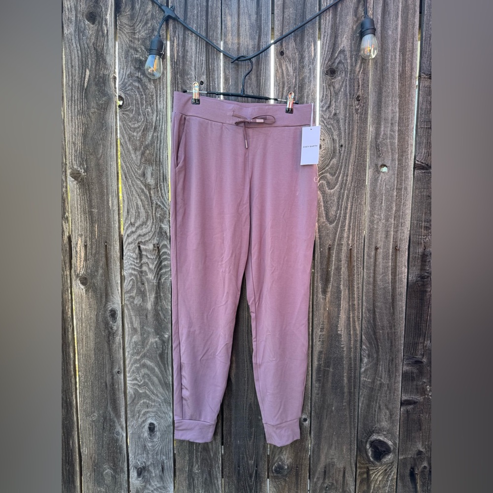 Cozy Earth New With Tags Bamboo Studio Jogger- Twilight Purple, size M 27” insm